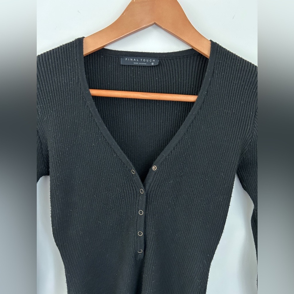 FINAL TOUCH LONG SLEEVE BODYSUIT - size S - Picture 3 of 7